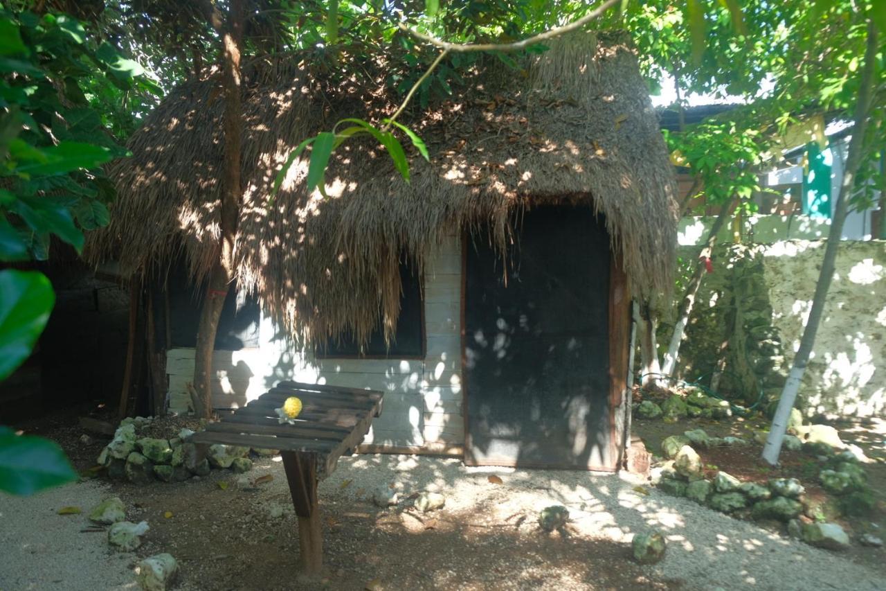 Near Lake Hostal Bacalar Eksteriør bilde