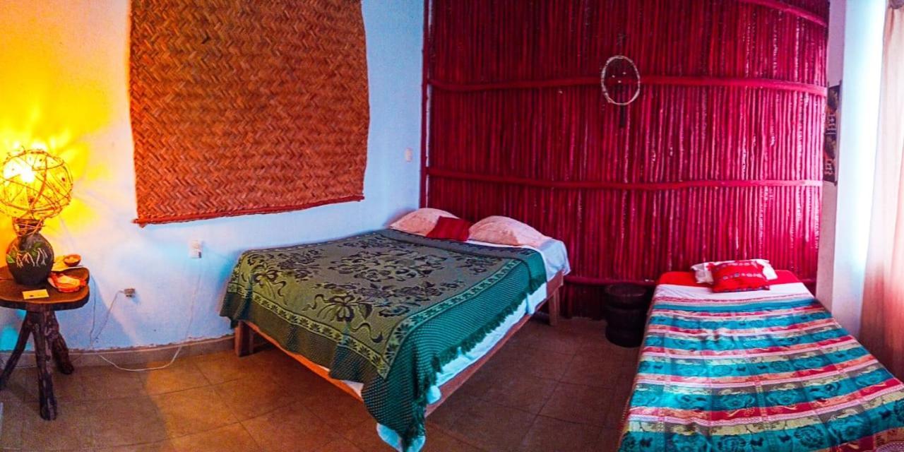 Near Lake Hostal Bacalar Rom bilde